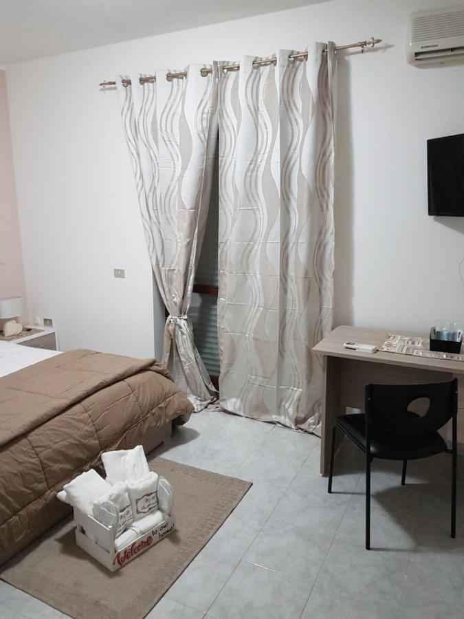 סנטה מריה קפואה וטרה B&B La Dolce Notte מראה חיצוני תמונה